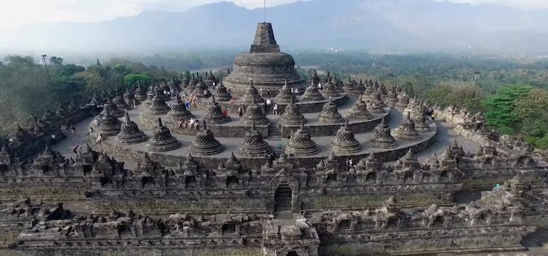 Pengembagan Destinasi Wisata Badan Otorita Borobudur